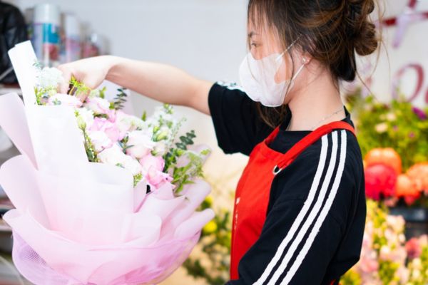 Học Cắm Hoa Mất Bao Lâu: Lộ Trình Từ Cơ Bản Đến Chuyên Nghiệp