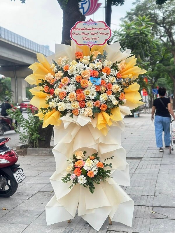 Kệ hoa chúc mừng khai trương tại Tú Oanh - thiết kế sang trọng và ý nghĩa