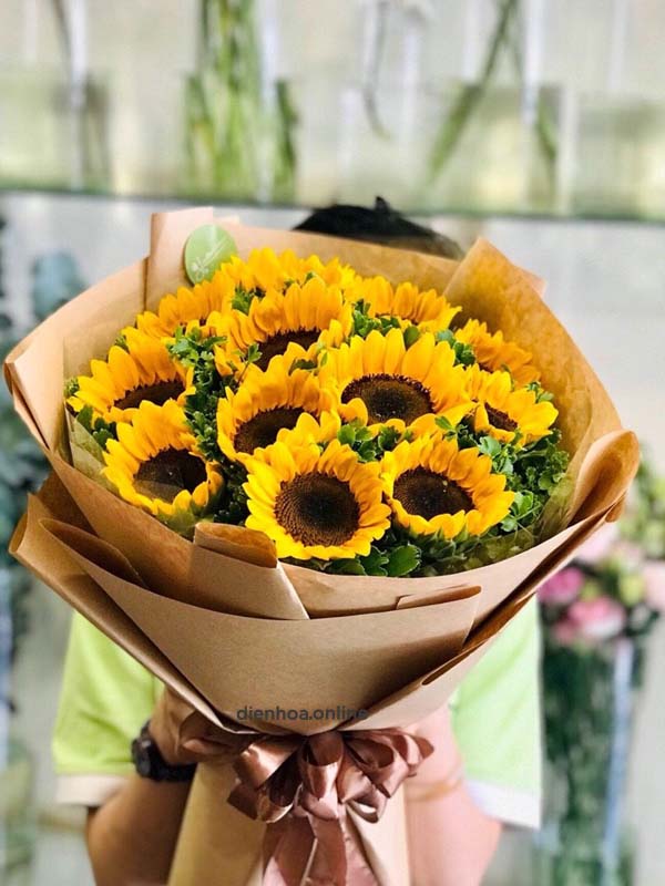 Top 10 loài hoa ý nghĩa từ điện hoa Hà Nội dành tặng ngày Nhà Giáo Việt Nam 20/11