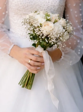 Hoa cưới baby – Ý nghĩa, mẫu hoa đẹp và cách chọn bó hoa cưới tinh tế