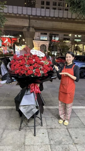 Điện hoa Hà Nội giá bao nhiêu? Bảng giá mới nhất bạn nên biết