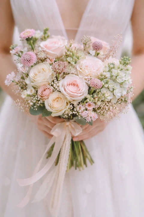 Hoa cưới hồng pastel – Vẻ đẹp lãng mạn và tinh tế cho ngày cưới 4 xu hướng hoa cưới hồng pastel